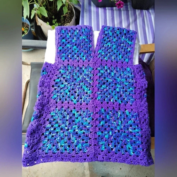 Vintage Handcrafted Handmade Crochet Vest Purple and Turquoise Medium 70s Comfy - Picture 3 of 12